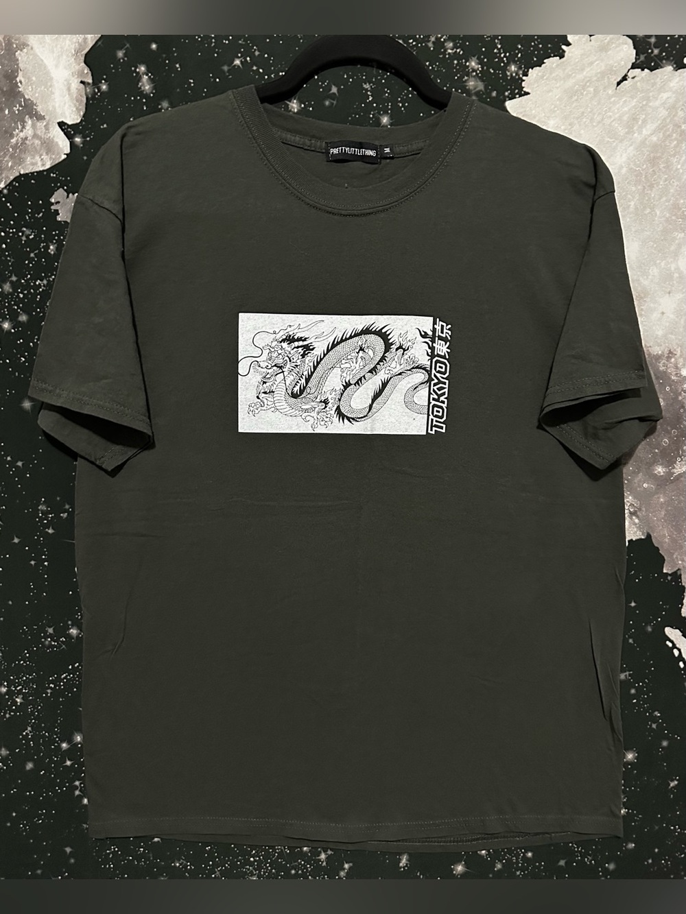 PrettyLittleThing Tokyo Dragon Graphic Shirt